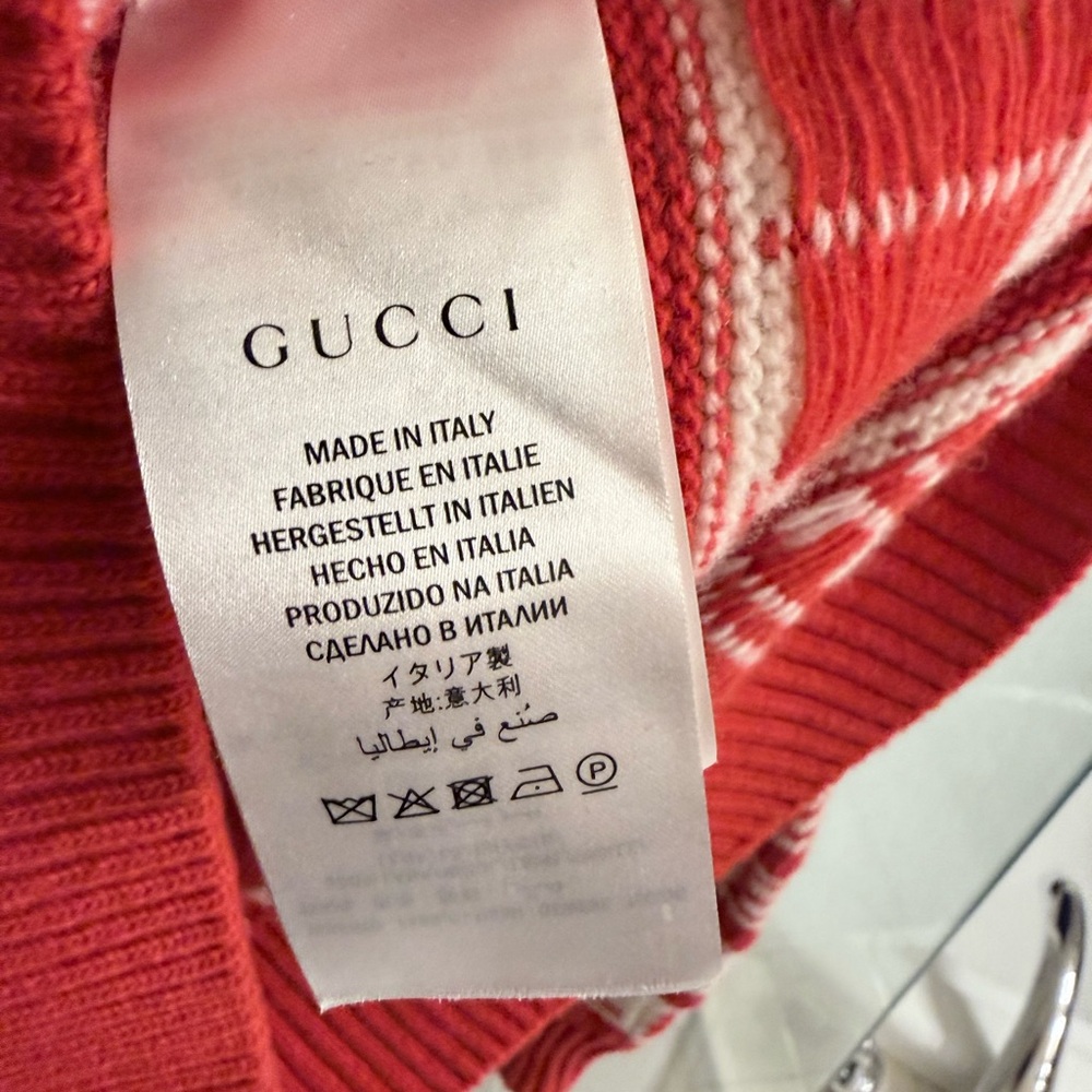 Gucci Red and Cream 'Loved' Women's Sweater - Picture 5 of 6